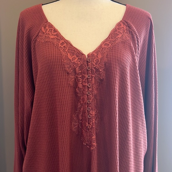 Torrid Fall long sleeve - Picture 3 of 6